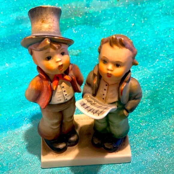 Set of (2) Hummel Collectible Figurines - Picture 1 of 9